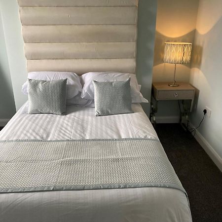 City Centre 3 Bdr Townhouse By Belfast City Breaks المظهر الخارجي الصورة